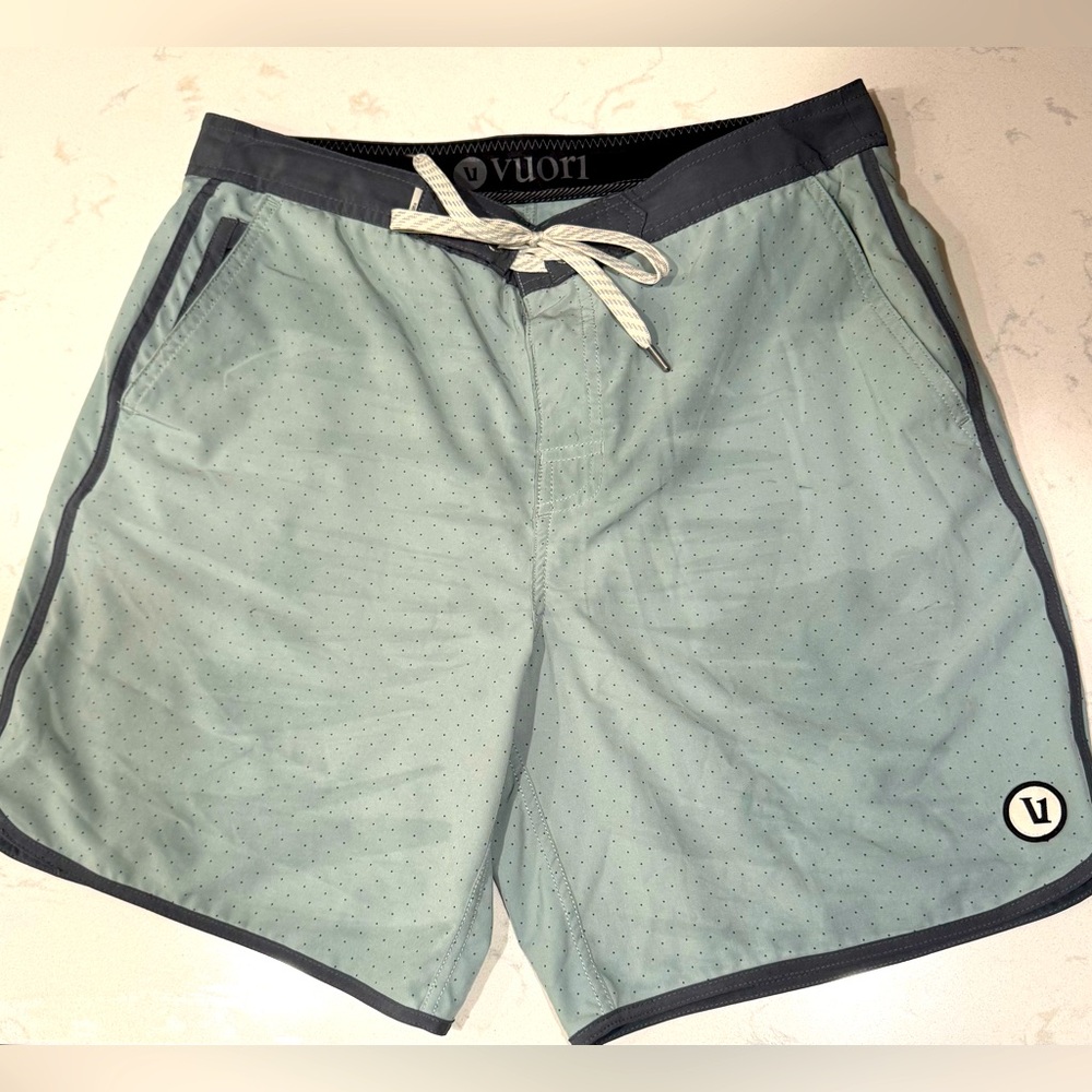 Vuori Men's Mint Green Board Shorts